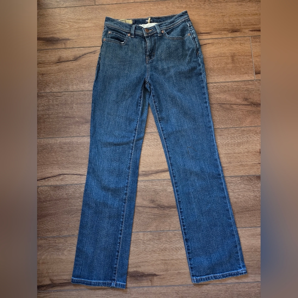 Tribal Women's Emma Straight Leg Blue Jeans